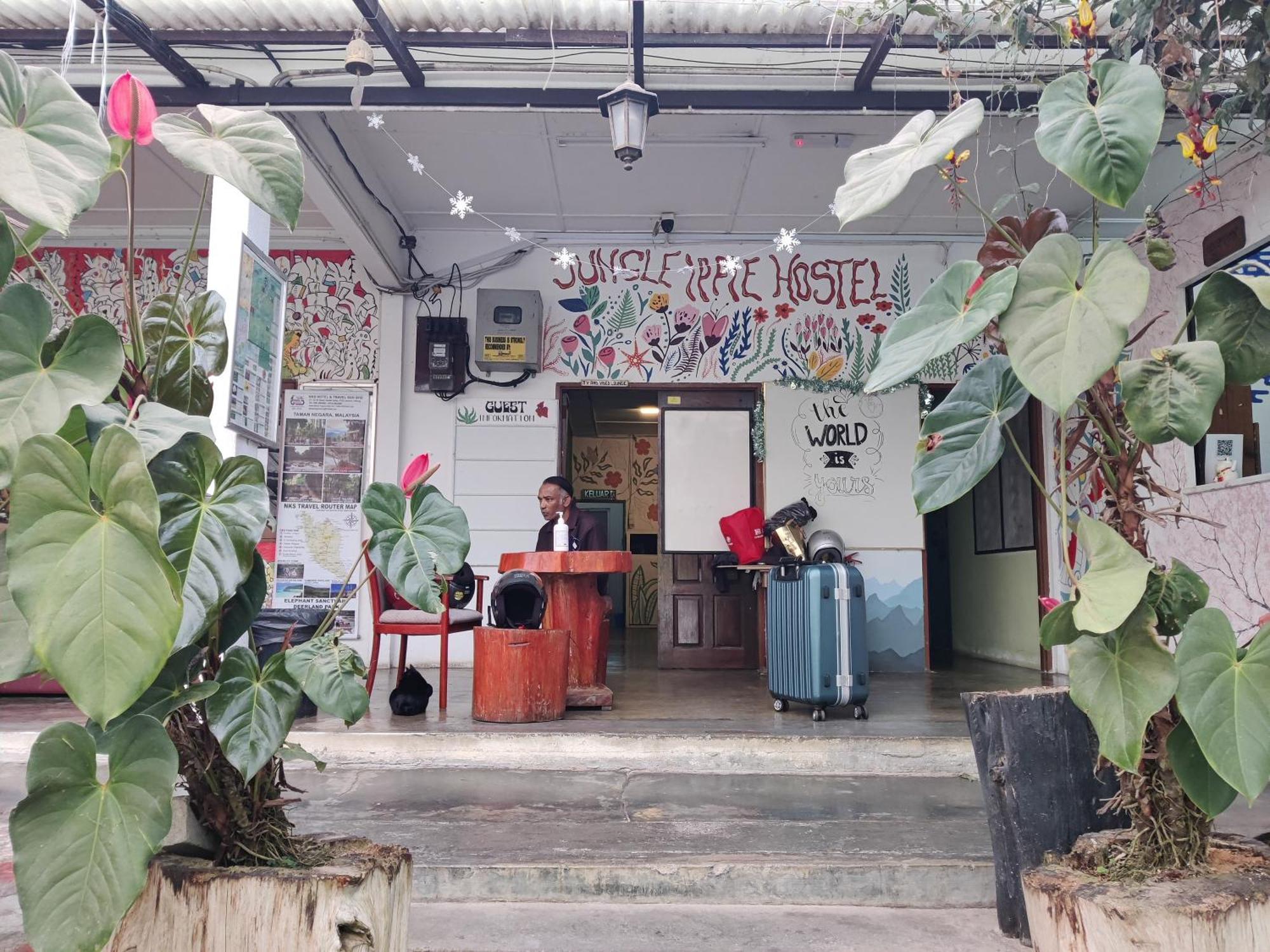 Jungle Ippie Hostel ตานาห์ราตา ภายนอก รูปภาพ